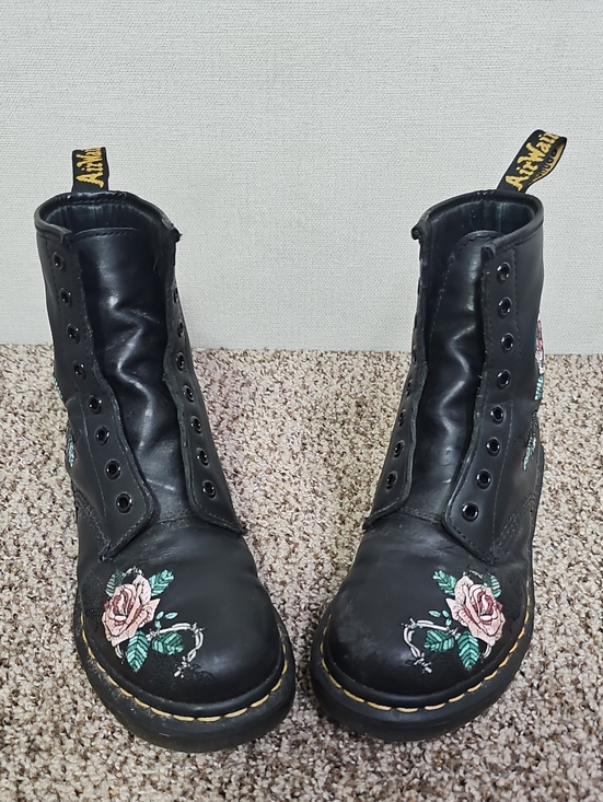 Dr. Martens Shoes - DR. MARTENS VONDA CHAIN II COMBAT BOOTS BFPM-08-076